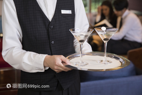 酒店管理中的鸡尾酒服务准备